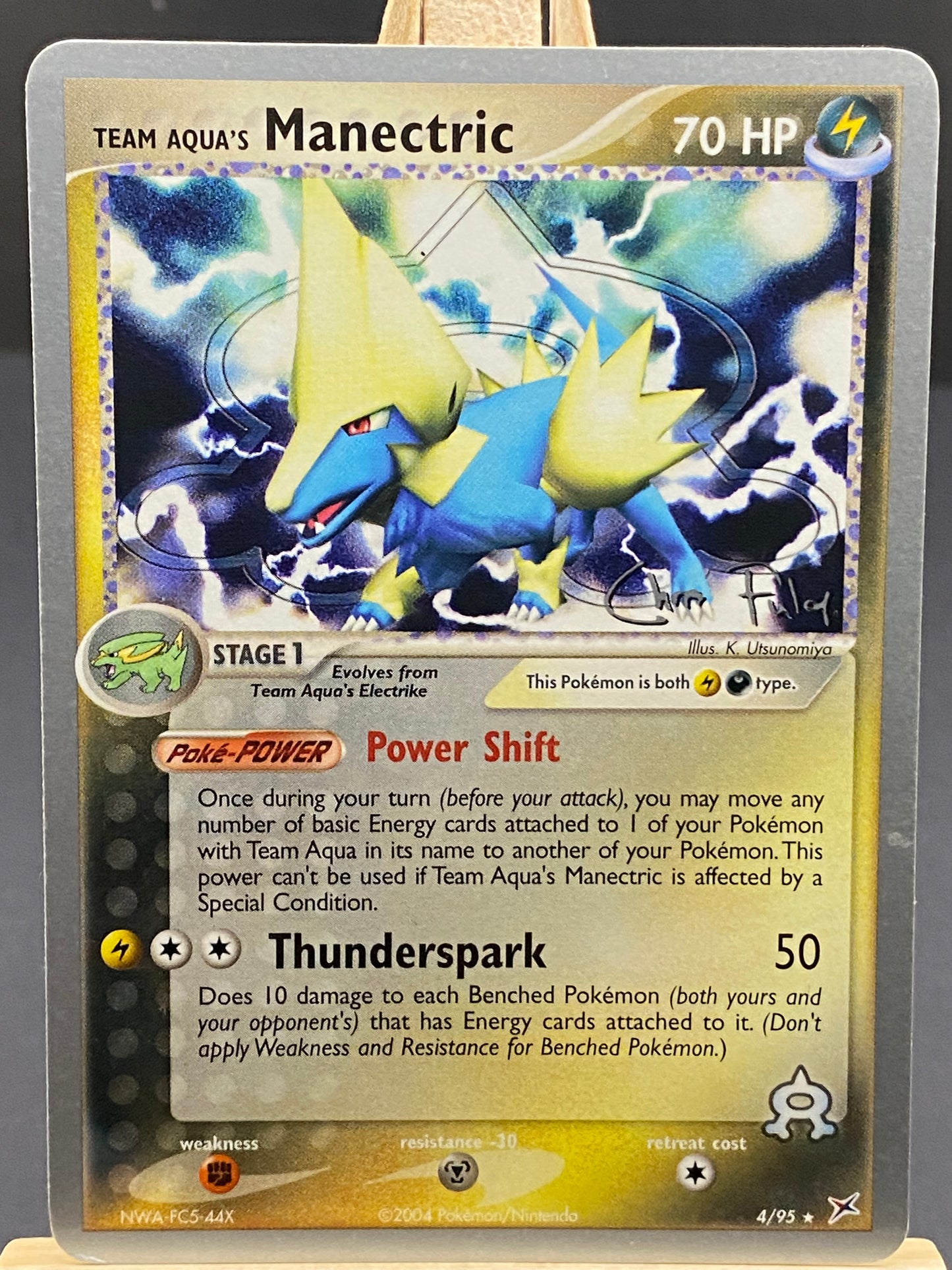 Team Aqua's Manectric EX Team Magma vs Team Aqua