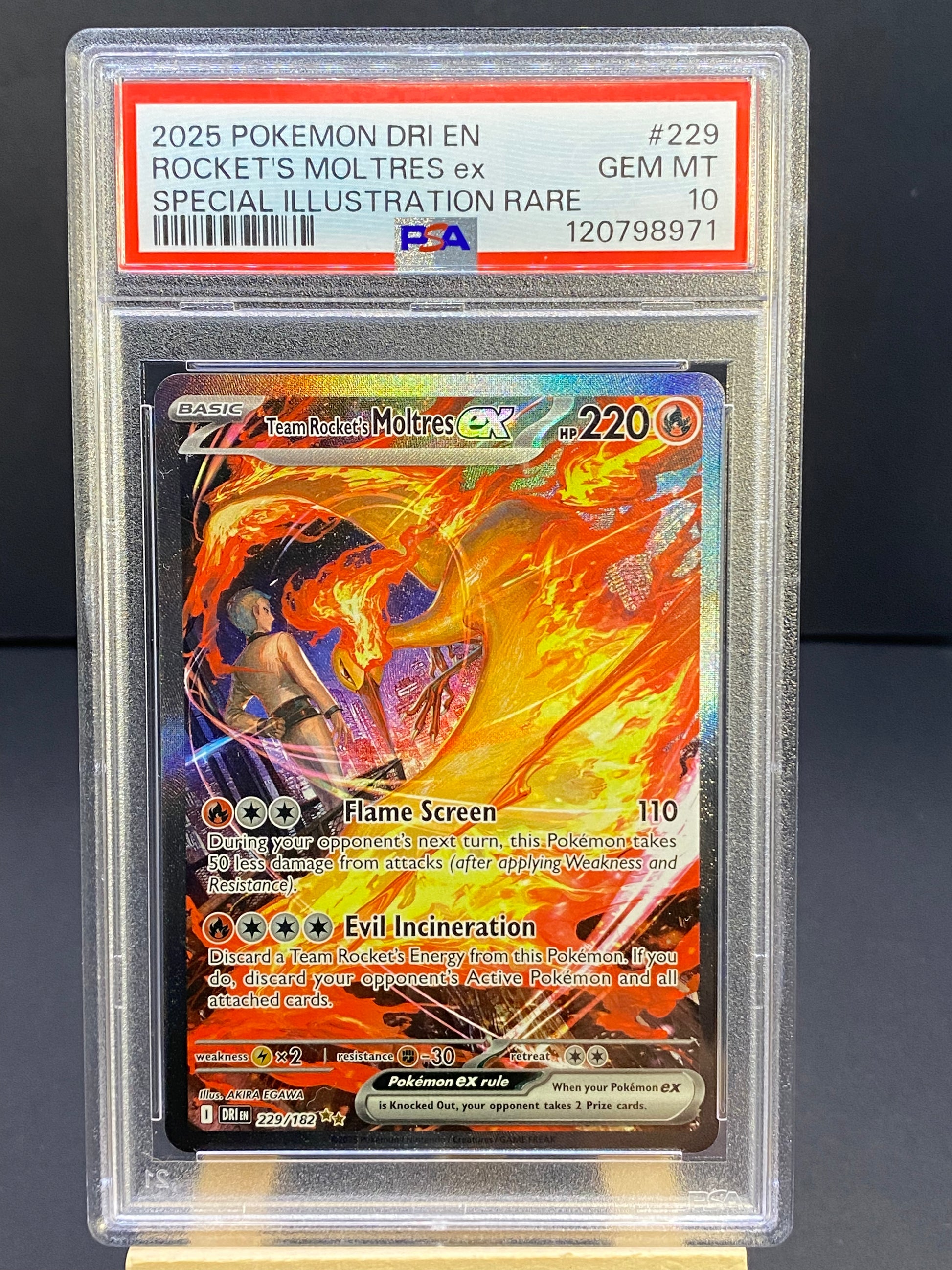 Team Rocket's Moltres ex Destined Rivals