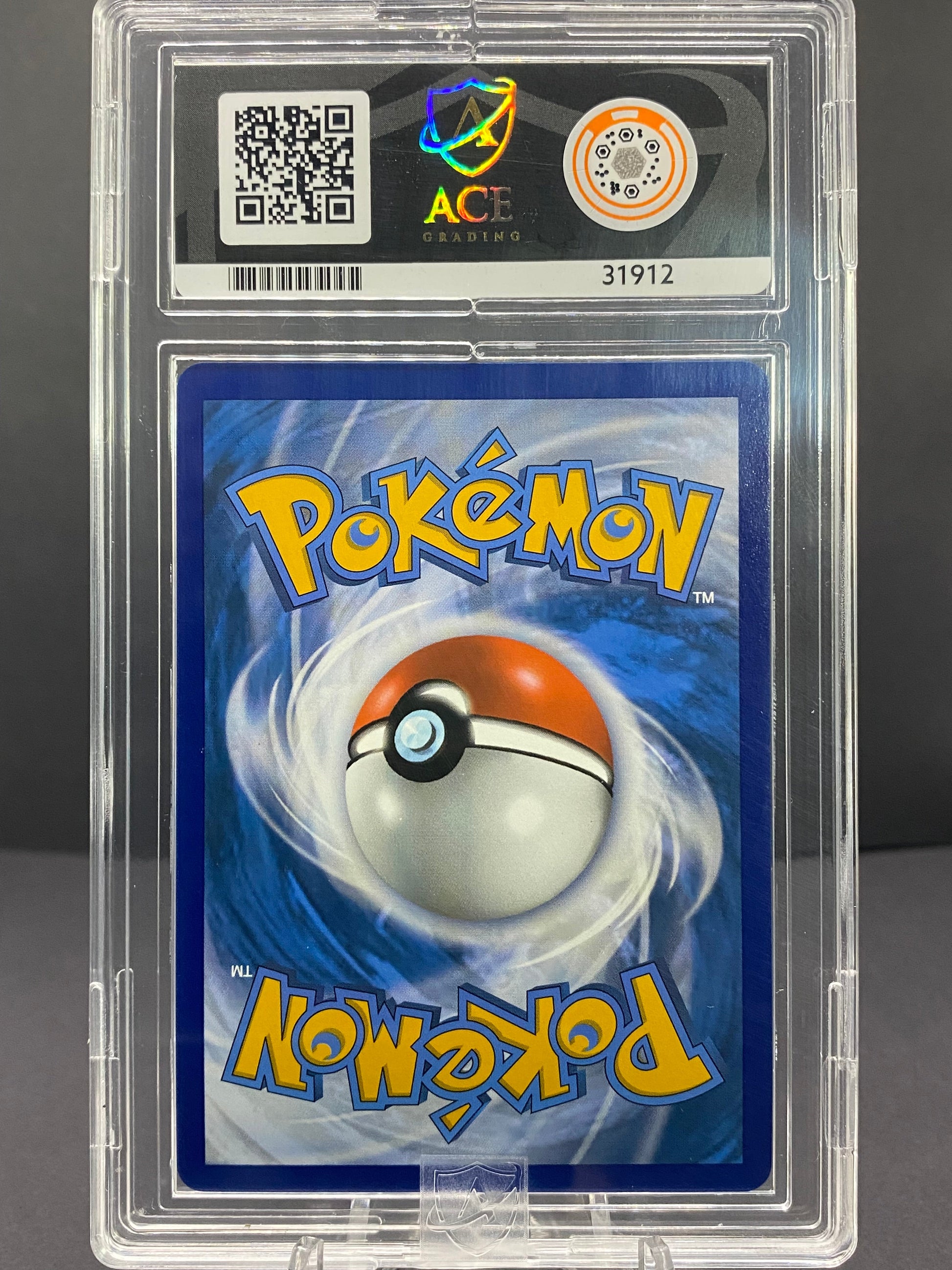 Lapras V Shining Fates